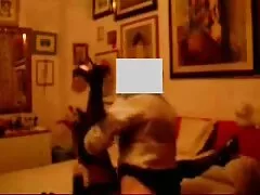 PURE XXX FILMS Lucie gibt alles, was vater tochter sexfilme sie im Fitnessstudio hat